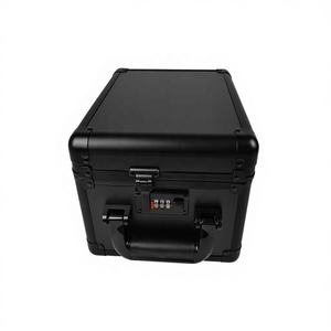 กล่องเก็บการ์ดแบบล็อคได้ สำหรับการ์ดเกรดแล้ว บรรจุการ์ดได้มากกว่า 60 ชิ้น เหมาะสำหรับการ์ดกีฬาและการ์ดสะสม การ์ดเบสบอล ป้องกันการ์ด - วัสดุ Al+ABS - Product Image 2