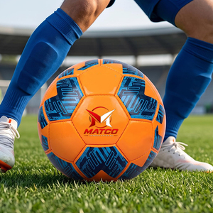 Ballon de football de haute qualité, cousu main, avec logo personnalisé, pour entraînements professionnels, matchs, clubs et académies. - Product Image 4
