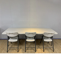 Tables pliantes d'extérieur en plastique Mobilier de restaurant pour événements de jardin Table pliante de haute qualité de 6 pieds/8 pieds pour fête et mariage