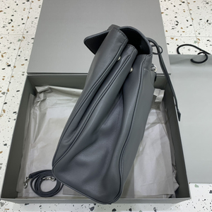 2025 Vintage Style dames pochette à la main doux peau de vache grande capacité sac de créateur personnalisé rétro mode sac à main - Product Image 3