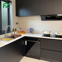 Armoires de cuisine modernes minimalistes en panneaux alvéolés en aluminium noir mat, anti-insectes et sans formaldéhyde