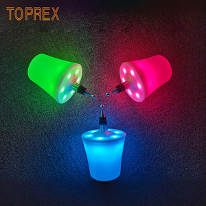 Lampada <span class=keywords><strong>da</strong></span> <span class=keywords><strong>Tavolo</strong></span> a LED Blu per Bottiglie di Vino, Bestseller con Funzione di Cambio Colore Touch per Cene Romantiche e Atmosfere <span class=keywords><strong>da</strong></span> Ristorante - Product Image 3