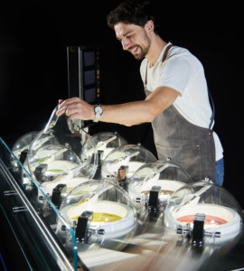 MILES GALAXY <span class=keywords><strong>PRO</strong></span> V8 Flavors Prix d'usine en vente <span class=keywords><strong>Machine</strong></span> à glace dure commerciale haut de gamme Congélateur par lots <span class=keywords><strong>Machine</strong></span> à gelato - Product Image 6