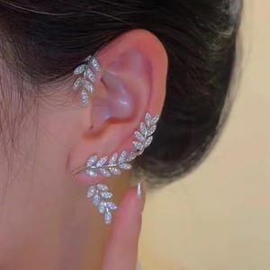 Joyería de Moda para Mujer Pendientes Ear <span class=keywords><strong>Cuff</strong></span> de Hoja con Cristal CZ sin Perforación Pendientes <span class=keywords><strong>Cuff</strong></span> de Mariposa con Estrás - Product Image 4