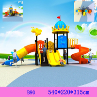Toboggan en plastique et acier LLDPE pour enfants, idéal pour les aires de jeux extérieures de maternelles, parcs d'attractions et parcs de trampolines, capacité 5-10 enfants