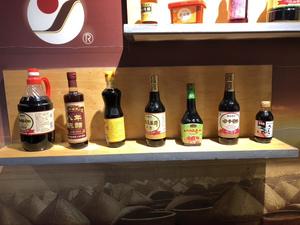 <span class=keywords><strong>Salsa</strong></span> <span class=keywords><strong>di</strong></span> <span class=keywords><strong>Soia</strong></span> Giapponese Biologica Concentrata NON-OGM, <span class=keywords><strong>Salsa</strong></span> <span class=keywords><strong>di</strong></span> <span class=keywords><strong>Soia</strong></span> <span class=keywords><strong>Chiara</strong></span> Naturale, <span class=keywords><strong>Salsa</strong></span> <span class=keywords><strong>Scura</strong></span> in Confezione Piccola, Marche in Sacchetto <span class=keywords><strong>di</strong></span> Plastica - Product Image 5