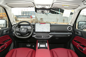 Tank 300 Turbo 4x4 <span class=keywords><strong>d</strong></span>'<span class=keywords><strong>occasion</strong></span>, SUV tout-terrain robuste, bien entretenu, peinture <span class=keywords><strong>d</strong></span>'origine, <span class=keywords><strong>véhicule</strong></span> <span class=keywords><strong>d</strong></span>'<span class=keywords><strong>occasion</strong></span>, exportation vers l'Asie <span class=keywords><strong>centrale</strong></span> - Product Image 4