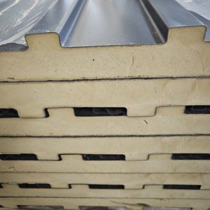 Pannello Sandwich in Poliuretano PU ad Alta Densità per Isolamento Termico di Pareti Esterne per Case Container - Product Image 1