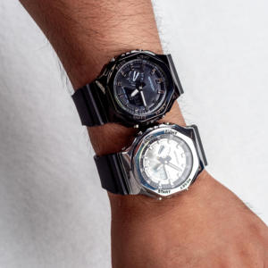 Reloj de Lujo Serie <span class=keywords><strong>G</strong></span> de Acero Inoxidable con Cuarzo y Resistencia a Impactos GA-<span class=keywords><strong>2100</strong></span> <span class=keywords><strong>GM</strong></span>-<span class=keywords><strong>2100</strong></span>, Cristal de Zafiro, Esfera con Agujas, Resistente al Agua 10m, en Stock - Product Image 3