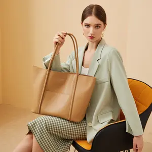 2022 Designer Nieuwe Mode Trendy Vrouwen Luxe Grote Hand Tas Groothandel Lederen Grote Capaciteit Dames Zwart Tote Handtas