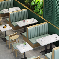 Ensemble de Mobilier de Restaurant de Luxe en Bois : Chaise de Salle à Manger, Table en Marbre Artificiel et Banquette de Cantine en Cuir Jaune Gris