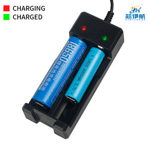 <span class=keywords><strong>Chargeur</strong></span> double fente 18650 compatible avec les batteries au lithium multi-types Arrêt automatique Charge complète Alimentation USB portable - Product Image 1