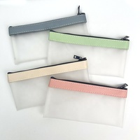 Pochette à crayons en plastique transparent givré imperméable Kawaii, trousse à crayons pour étudiants, trousse à crayons à fermeture éclair, fournitures scolaires