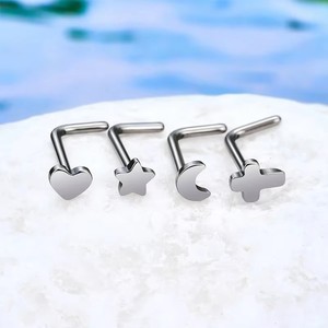 <span class=keywords><strong>Piercing</strong></span> de <span class=keywords><strong>nez</strong></span> en titane ASTM F136 20G, clous de <span class=keywords><strong>nez</strong></span> en forme de L avec étoile et cœur, bijoux de <span class=keywords><strong>piercing</strong></span> pour <span class=keywords><strong>narine</strong></span> - Product Image 4