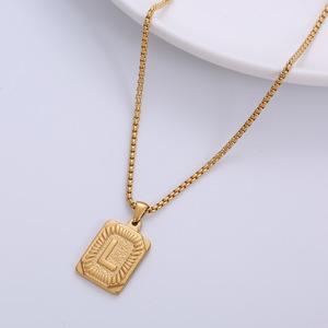 Collar con colgante de acero inoxidable chapado en oro de 18k con inicial de la A a la <span class=keywords><strong>Z</strong></span>, 26 letras, joyería para mujer, venta al por mayor. - Product Image 4