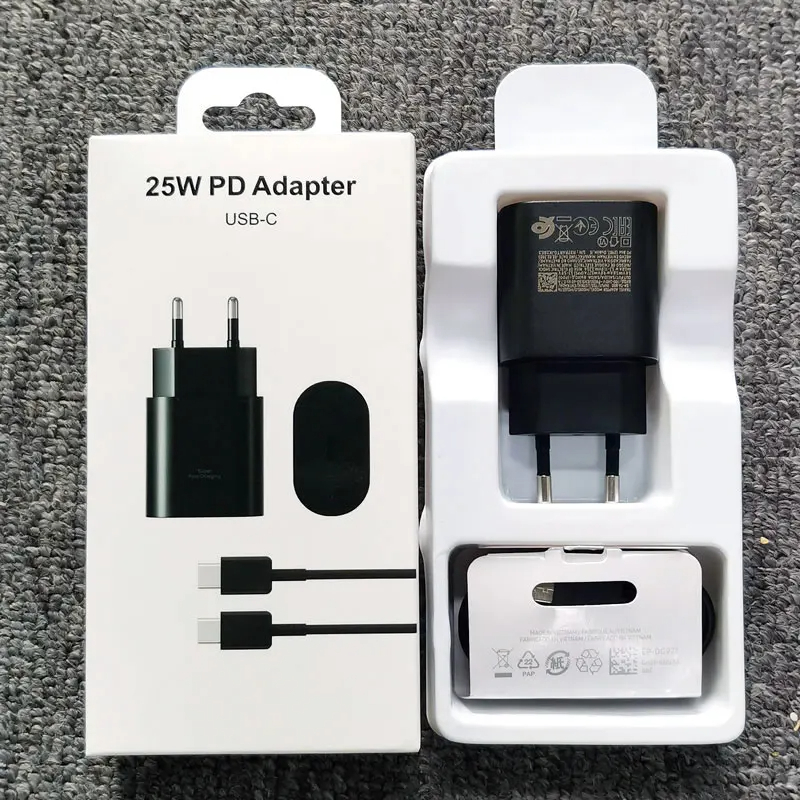 Black_with _ 3a _ cable