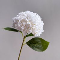 Grandes fleurs d'hortensia en soie blanches, vertes et bleues, idéales pour les décorations de Noël, du Nouvel An et de mariages