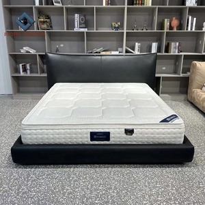 Lit king size en cuir pleine fleur véritable, fabrication parfaite, design italien moderne et luxueux - Product Image 4