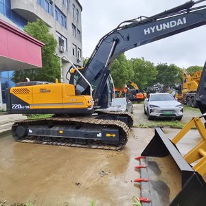Presque neuf Hyundai 220lc-9s Excavatrice d'occasion de 22 tonnes Moteur de base de moteur d'origine Excavatrice Hyundai 220lc-9s à vendre - Product Image 1