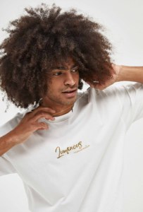 Camiseta Imperio Corinto Unisex de Corte Holgado y Relajado, Transpirable, con Estampado de Letras y Patrón de Tomate para Hombre - Product Image 3