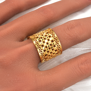 Anillo de compromiso clásico y moderno con filigrana geométrica abierta de cobre chapado en oro de 18 quilates con diseño floral para mujer, ideal para bodas. - Product Image 2