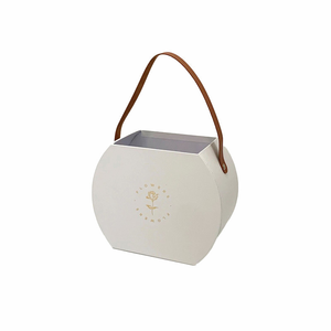 Caja de flores de papel elegante de mano, arreglo de esponja, laminación mate, elegante bolsa de flores, bolso de mano para el Día de la madre, Día de San Valentín - Product Image 3