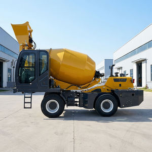 Camión Mezclador de Concreto Portátil Amarillo de 2.6m³ con Sistema Hidráulico para Uso en Construcción - Product Image 5