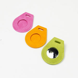 بطاقة أمتعة ترويجية للسفر مع حامل لجهاز تتبع آير تاج، مصنوعة من الجلد الصناعي الفاخر مع إمكانية تخصيص الاسم والهوية - Product Image 5