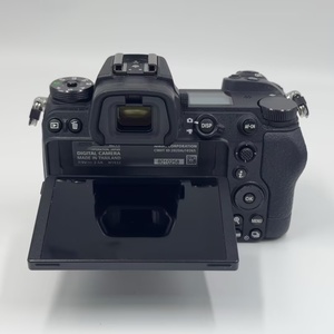 กล้องมิเรอร์เลสคุณภาพสูง มือสองแท้ รุ่น <span class=keywords><strong>Z7</strong></span> <span class=keywords><strong>II</strong></span> 4K 50MP ช่องใส่การ์ด XQD คู่ เซ็นเซอร์ CMOS พร้อมการรับประกัน 1 ปี - Product Image 5