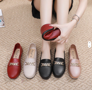 Smile Angel Mocasines de cuero genuino con punta redonda, zapatos planos sin cordones con decoración de hebilla de cadena, zapatos planos cómodos para todas las estaciones para mujer - Product Image 5
