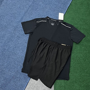 Completo Sportivo Unisex in 100% Poliestere, Traspirante, per <span class=keywords><strong>Calcio</strong></span>, Jogging e Allenamento, Manica Corta, Asciugatura Rapida, Leggero - Product Image 4