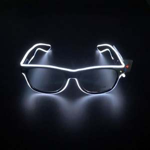 Décorations de ballons de fête amusantes en forme de cœur LED sans fil de haute qualité, style luxueux, en ABS, Ningyue, pour l'extérieur - Product Image 6