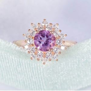 Anillo de Oro de 14K con Cristal de Cuarzo Amatista Claro, Piedra de Nacimiento, Regalo de Aniversario de Bodas - Product Image 2