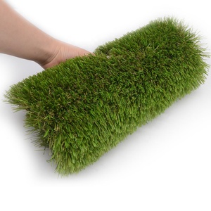 Gazon synthétique professionnel de 44 mm, écologique et réaliste, pour salles d'exposition immobilières, haute durabilité - Product Image 2
