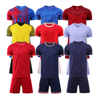 New China Supplies Real Team Design traspirante abbigliamento sportivo maglia da calcio Kit uniforme maglia da calcio personalizzata per uomo adulto ad asciugatura rapida