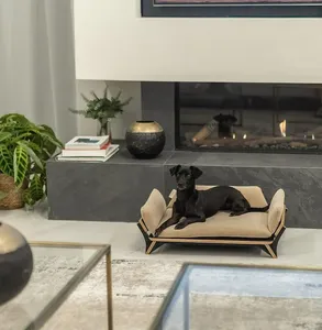 Cama elevada moderna para mascotas de mediados de siglo, muebles hechos a mano ortopédicos, cama de madera elevada sostenible para perros, marco de cama elevador para perros de madera - Product Image 1