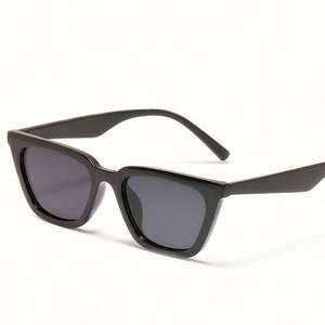 Nouveautés Lunettes de soleil œil de chat rétro léopard noir avec logo personnalisé UV400, monture carrée petite taille pour femme - Product Image 5