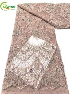 Tela de Encaje Francés de Lujo con Cuentas Pesadas y Hermosa Decoración Floral, Encaje Adornado con Brillo, en Oferta - Product Image 6