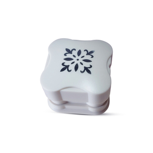 Máquina de impressão magnética DIY ferramenta de gravação infantil com padrão de borda oco soco para jardim de infância Hole Punches - Product Image 1