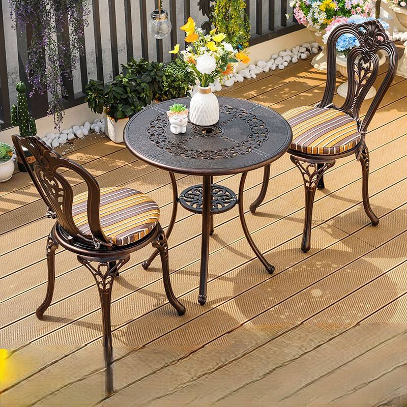 ถอดประกอบมงกุฎ เก้าอี้ 2 ตัว + โต๊ะกลมดอกบัว 65 ตัว