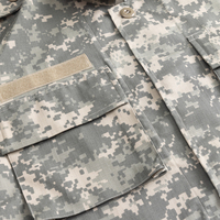 Ensemble d'uniformes tactiques ACU Camouflage BDU Veste et pantalon durables conçus pour les applications de combat et de chasse en plein air