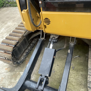 รถขุดขนาดเล็ก CAT 303.5E มือสอง น้ำหนัก 3.5 ตัน รถขุดไฮดรอลิกแบบตีนตะขาบ เครื่องจักรก่อสร้างขนาดกะทัดรัด - Product Image 6