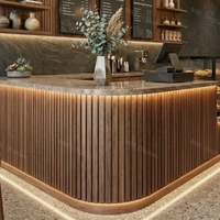 Comptoir de café design complet, décoration de café, armoires en bois, comptoir de réception pour boulangerie-café, bar pour café