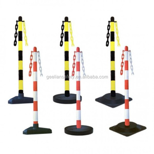 Cono Delimitador de Tráfico Portátil de Plástico con Base Llena de Agua de Cualquier Color, con Cadena de Plástico - Product Image 5