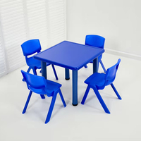 Table carrée en plastique pour enfants, version maternelle, table d'étude, table réglable pour enfants, chaises pour l'éducation préscolaire