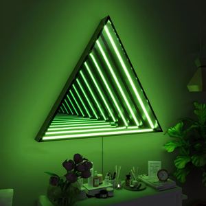 Tiktok Vente Chaude 50CM LED Design Moderne RGB Triangle Atmosphère Applique Murale Salon Chambre <span class=keywords><strong>Infinity</strong></span> Miroir Lampe - Product Image 4