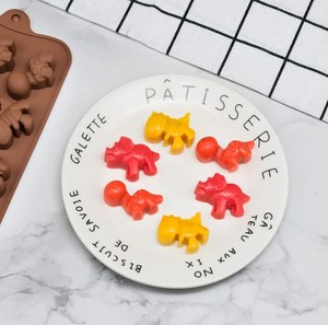 12 cavidades caramelo Chocolate moldes de silicona gelatina cubitos de hielo hacer moldes Tyrannosaurus <span class=keywords><strong>Rex</strong></span> Triceratops moldes de animales - Product Image 5
