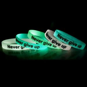 สายรัดข้อมือซิลิโคนแบบกำหนดเองพร้อมพิมพ์โลโก้ สายรัดข้อมือยางสำหรับกีฬาบาสเกตบอล สายรัดข้อมือซิลิโคนแบบกำหนดเอง - Product Image 6