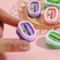 Taille-crayon miniature portable en gros, taille-crayon mignon de dessin animé pour les élèves du primaire