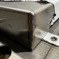 Enceinte extérieure en acier soudé, sablée, avec revêtement résistant aux intempéries pour station de base